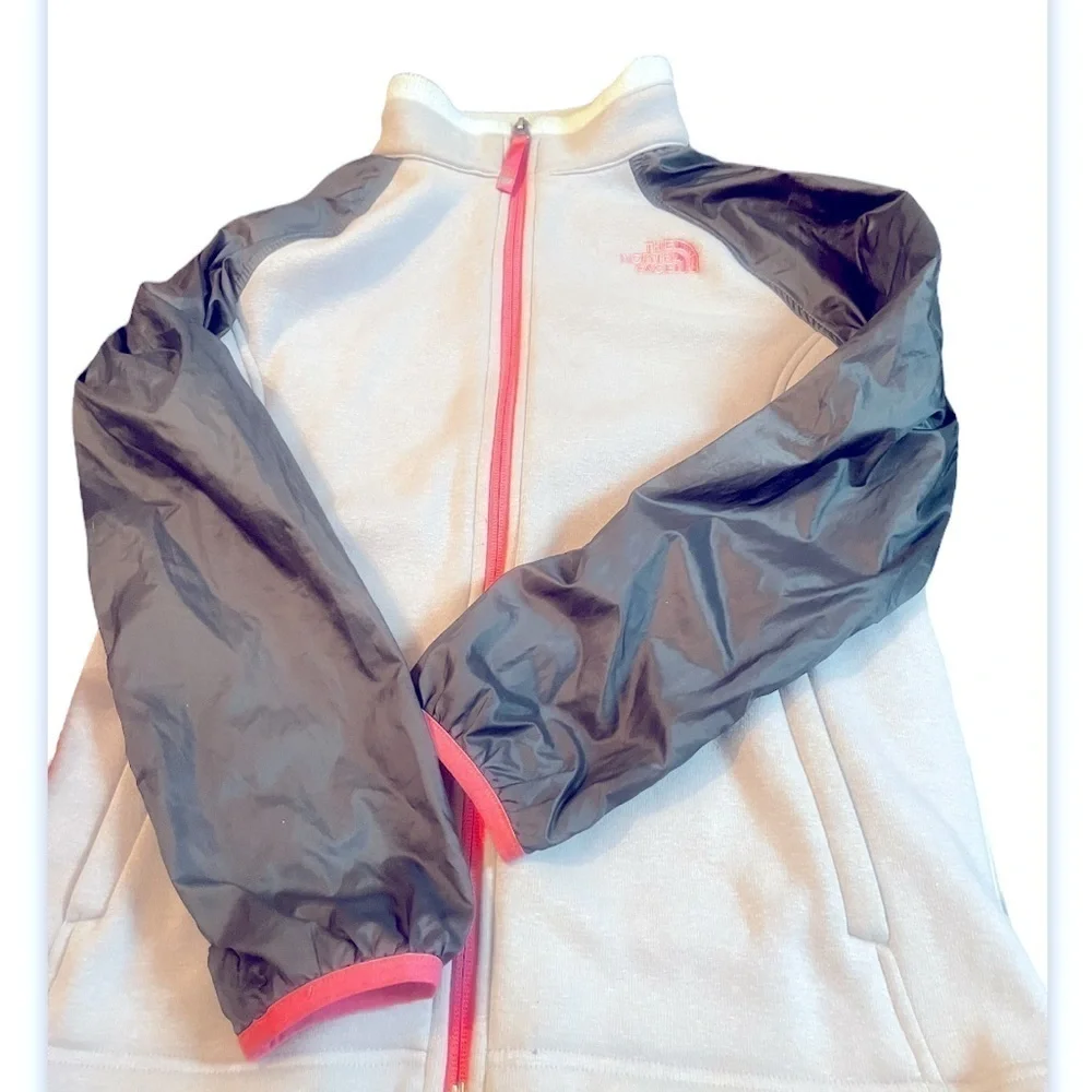 The North Face Dry Vent Waterproof Girls Sz L 14/16 Women Sz XS Windbreaker